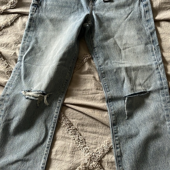 Express Distressed High Rise Jeans - Picture 5 of 6